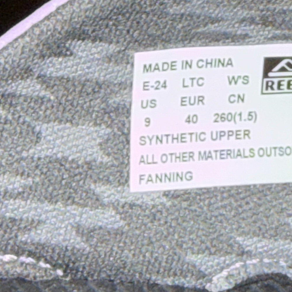 Reef Flip Flops - Picture 3 of 3